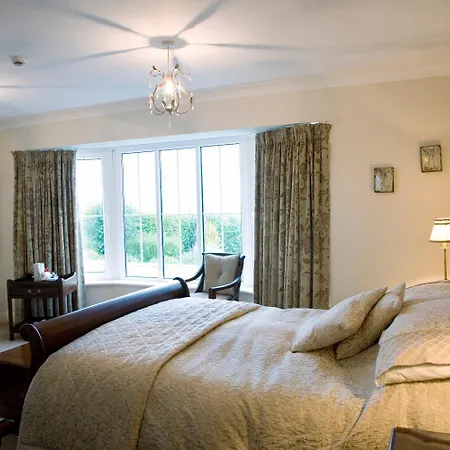 Rivermount House