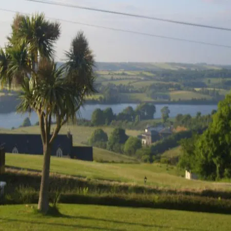 Pensionat Rivermount House